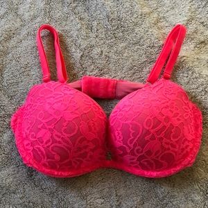 Victoria’s Secret Sexy Little Things Bra